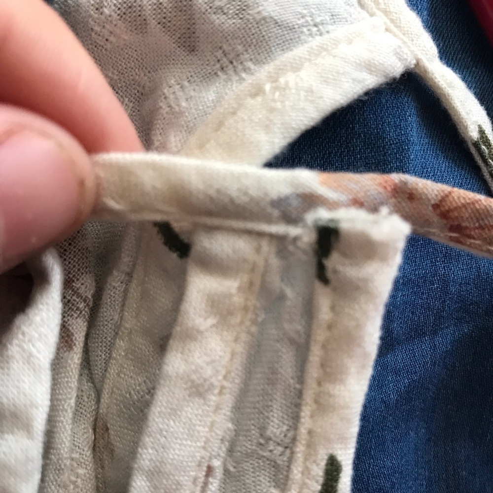 FREE in $30 bundle American Eagle Tank Top - S - Picture 3 of 4
